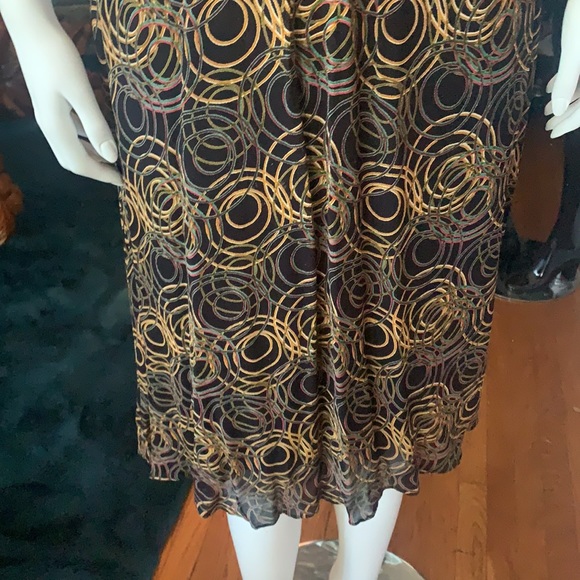 Bohemian dress in vintage print - Picture 4 of 6